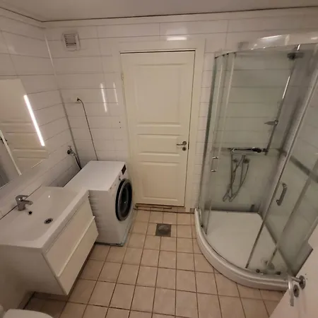 Apartment Classic 4 Bedrooms, 9 Guest In Kjeller - Good Proximity To Oslomet And Train Station