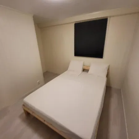 Classic 4 Bedrooms, 9 Guest In Kjeller - Good Proximity To Oslomet And Train Station