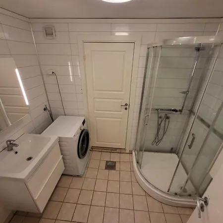 Classic 4 Bedrooms, 9 Guest In Kjeller - Good Proximity To Oslomet And Train Station