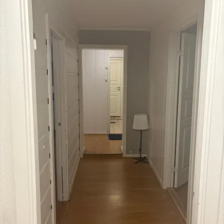 Апартаменты Classic 4 Bedrooms, 9 Guest In Kjeller - Good Proximity To Oslomet And Train Station Лиллештром